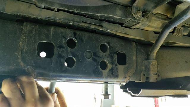 Установка Фаркопа на Lexus LX570 [Видео Инструкция от ТиДжей-Тюнинг] смотреть онлайн