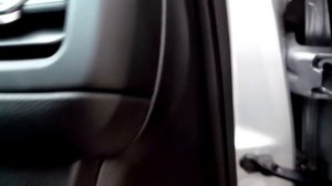 Установка и протяжка провода видеорегистратора на КИА РИО(рестайлинг) 2016.