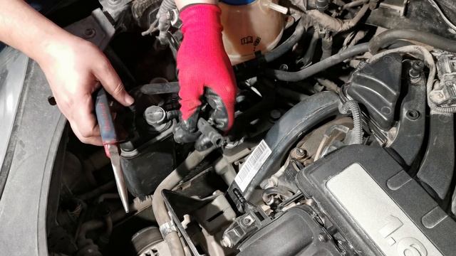 Golf MK5 1K1 Engine Mounts Replacement смотреть онлайн