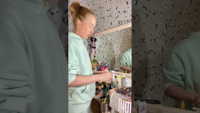 Уборка в туалетном столике. Сколько же у меня всего накопилось ? смотреть онлайн