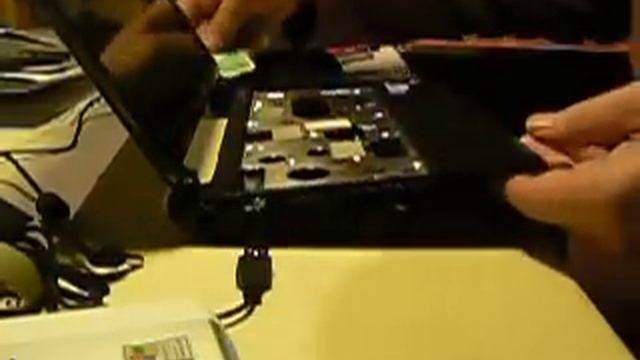 Remove Keyboard Packard Bell DOT M part2 смотреть онлайн