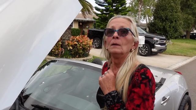 LS3 Swapped my Mom's Solstice - Her Reaction Was Priceless! смотреть онлайн