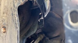 Как снять переднюю фару Nissan Patrol Y61