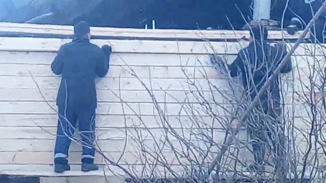 Замена гнилой стены, бревенчатый дом смотреть онлайн