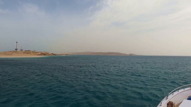 Mahmya Beach GIFTUN ISLAND Boat Trip from Hurghada - Egypt (4K) смотреть онлайн