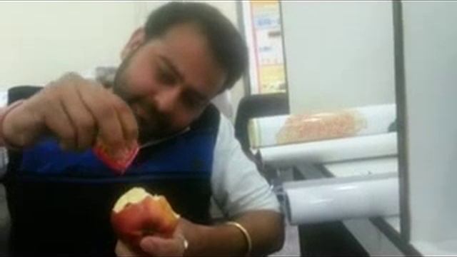 APPLE WITH TOMATO SAUCE BATHINDA