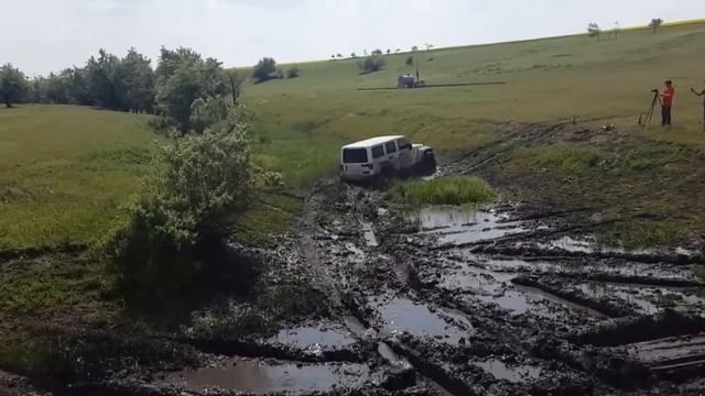 Toyota FJ Cruiser vs Jeep Wrangler Rubicon смотреть онлайн