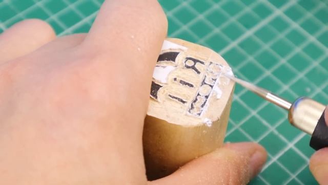 САМОДЕЛЬНАЯ ПЕЧАТЬ НУБА ИЗ МАЙНКРАФТ ДЛЯ ШКОЛЬНОГО ДНЕВНИКА! КАК СДЕЛАТЬ ЛЮБУЮ СВОЮ DIY ПЕЧАТЬ! смотреть онлайн