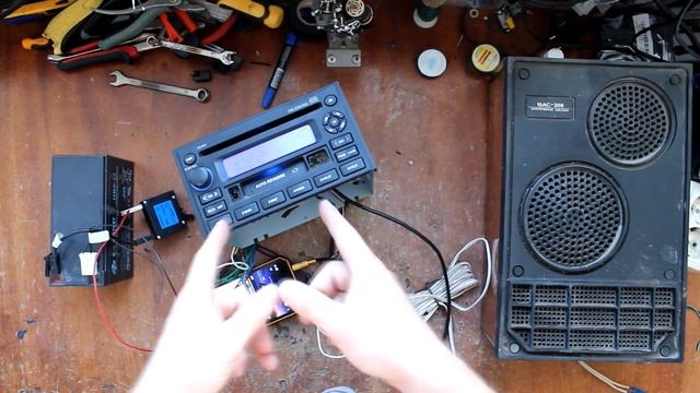 Как сделать усилитель из касетной автомагнитолы смотреть онлайн