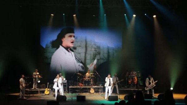 Горько Плакала Ива