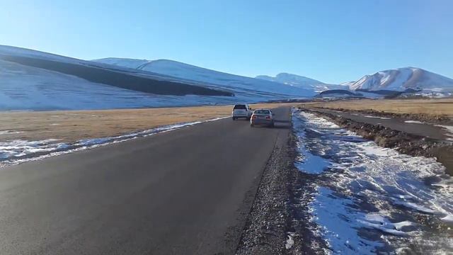 LEXUS GX 470 VS BMW 316 1 9L смотреть онлайн
