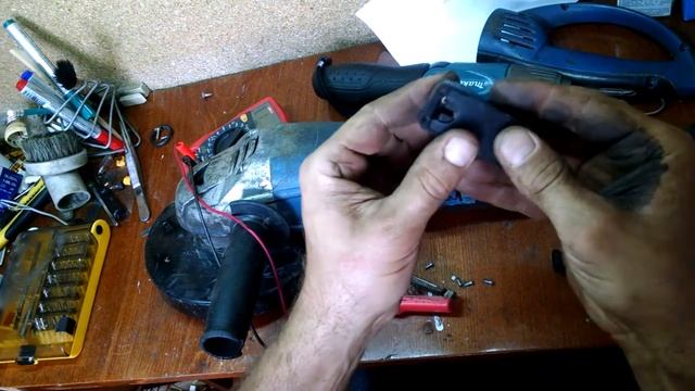 ремонт болгарки Odwerk. Не включается. ремонт кнопки включения. смотреть онлайн