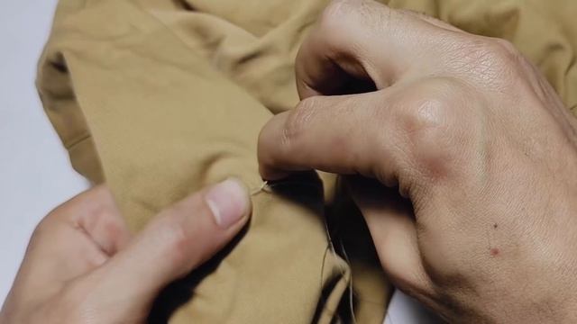 Invisibly fix a hole in your pants / Keep your pants смотреть онлайн