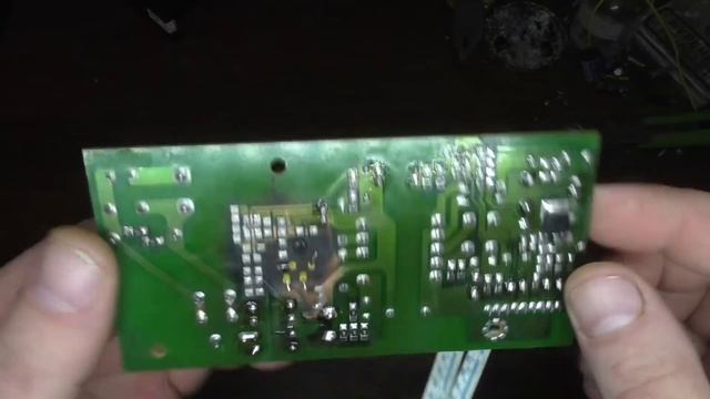 Ремонт блока питания у ресивера триколор GS 8300 смотреть онлайн