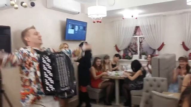 Егор Матвеевский,баянист в гостях на "Завтраке в платьях Чебоксары" смотреть онлайн