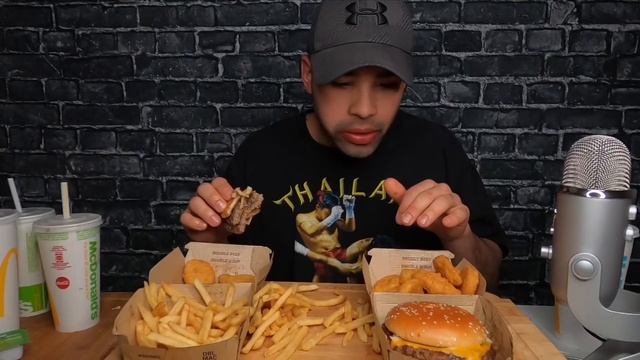 (ASMR) Could You Eat This In 90 Mins for $3500? Viral McDonald's Challenge смотреть онлайн