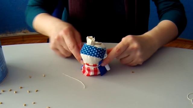 2014-03-12. Видеоурок. Кукла-крупеничка (зерновушка) своими руками смотреть онлайн
