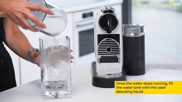 Nespresso Citiz & Milk. Descaling the coffee machine смотреть онлайн