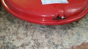 Как проверить расширительный бак.(целостность мембраны)