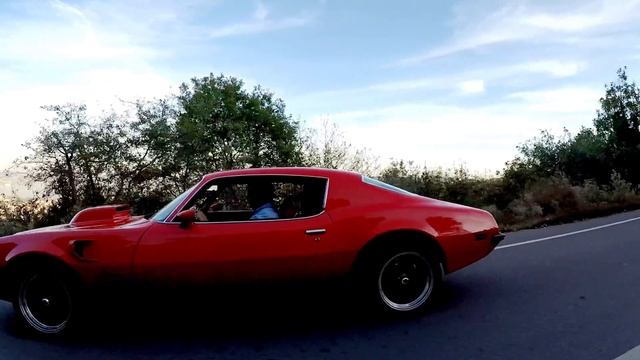 Pontiac Firebird with a Big Block Chevy V8 - The Beast Within смотреть онлайн
