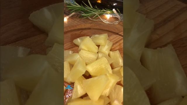 Салат с креветками и ананасом | рецепт от Столетово смотреть онлайн