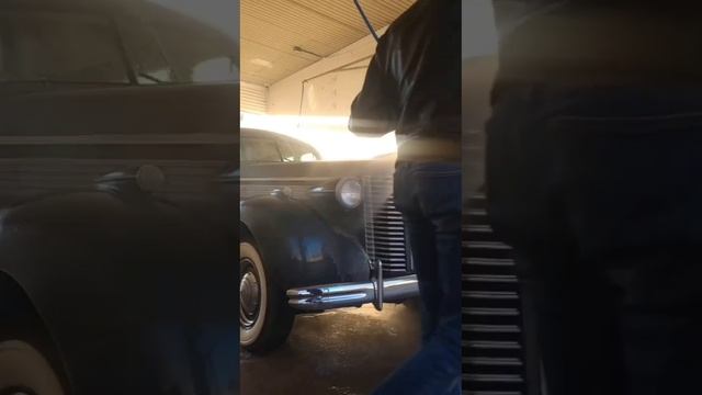 Buick 1938 на мойке смотреть онлайн