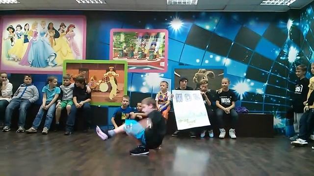 Соло на Forum Dance Fest Day 2 - Артем Бижко смотреть онлайн