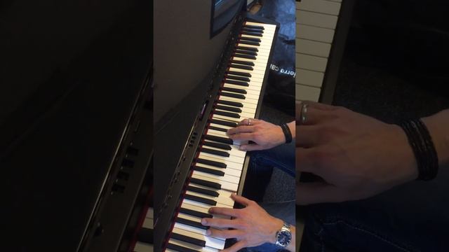 ABBA Knowing Me Knowing You Piano Tutorial смотреть онлайн