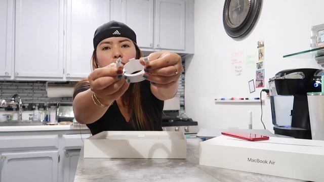 Unboxing My First Ever Brand-new Macbook Air 2019 w/Touch ID