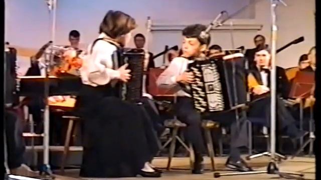 Концертный зал им. Чайковского, 90-ые. Иосиф Пуриц, Катя Зябко, Павел Зябко смотреть онлайн