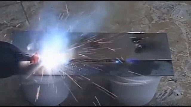 ?✨ПОРТАТИВНЫЙ СВАРОЧНЫЙ АППАРАТ РАЗМЕРОМ С ШУРУПОВЕРТ ИЛИ ФЕН ДЛЯ ДУГОВОЙ СВАРКИ ЭЛЕКТРОДОМ? смотреть онлайн