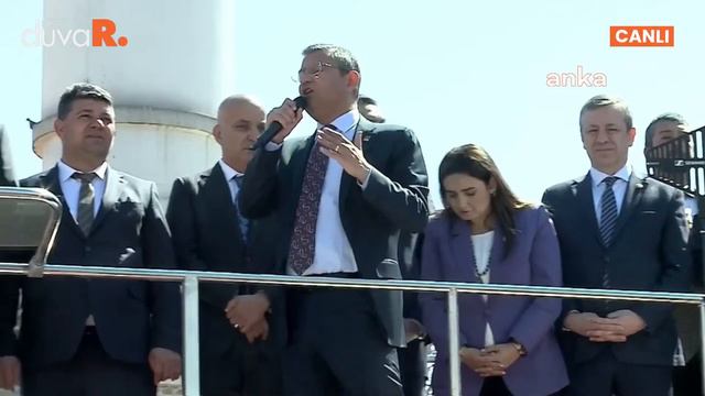 Özgür Özel: İzmir'i size yedirtmeyiz #CANLI смотреть онлайн