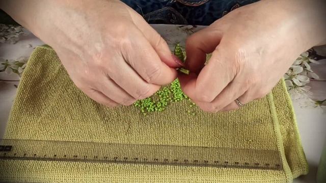 Плетём чашелистики и листики для маленькой розы. смотреть онлайн