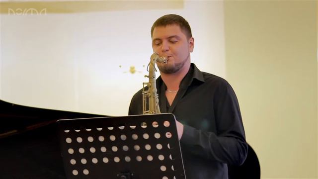 Sergey Dolenkov - Menina Moco (Igor Butman) смотреть онлайн
