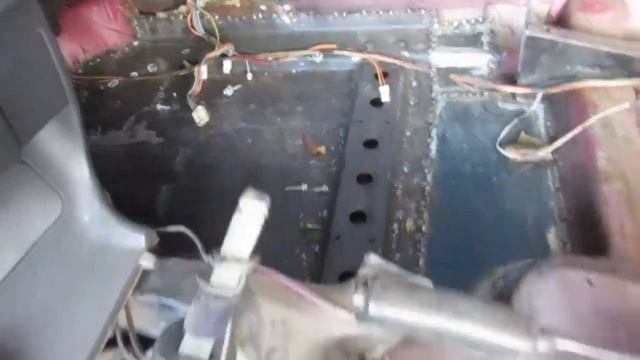 Самый лучший и самый быстрый способ заменить на машине днище и пороги. смотреть онлайн