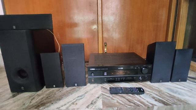 YAMAHA RX-V430 5.1 AV Receiver and YAMAHA NS-P320 with Active Subwoofer YAMAHA SW-P201 смотреть онлайн