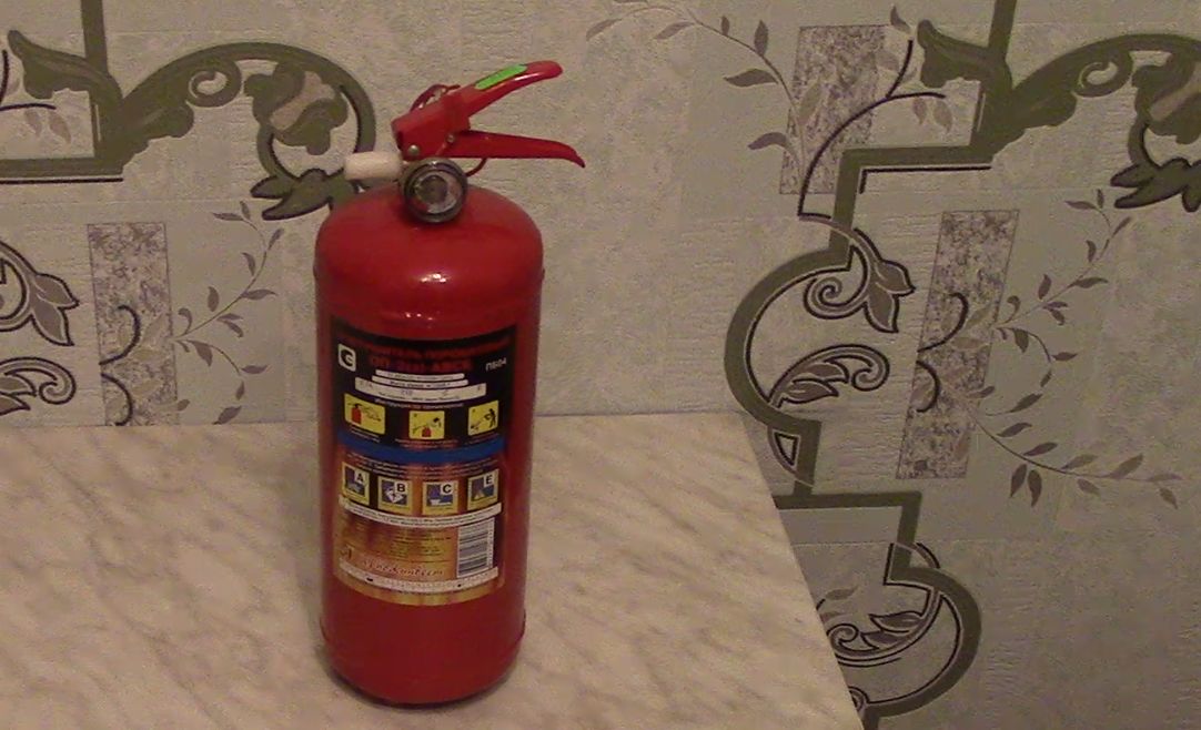 Автомобильный огнетушитель порошковый ОП-2, объем 2 литра. смотреть онлайн