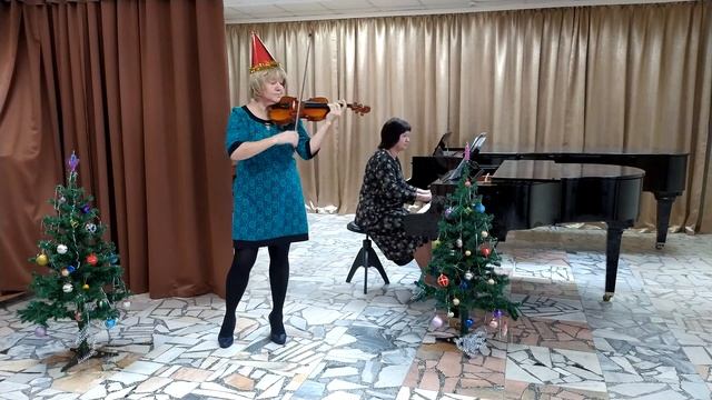 В лесу родилась ёлочка смотреть онлайн