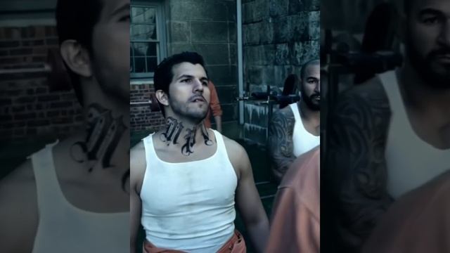 Пошёл один против банды Мексиканцев ? #фильм #film #shorts смотреть онлайн