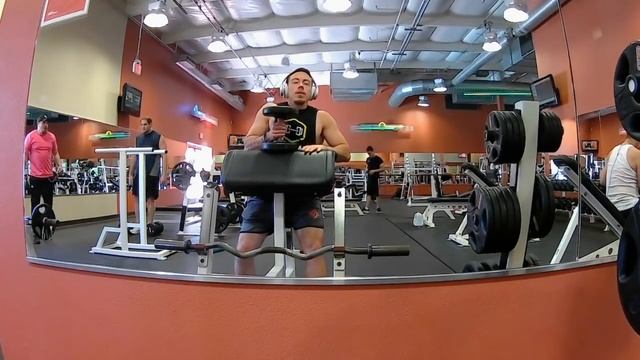 Knee MRI And Back and Bicep Workout смотреть онлайн