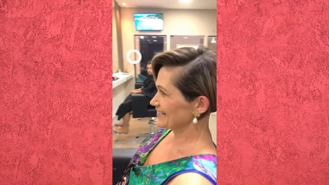 Модная стрижка укладывается руками для женщин 40-50 лет 2021-2022. смотреть онлайн