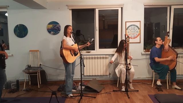 Mantra - Om namo, Gurudev namo смотреть онлайн