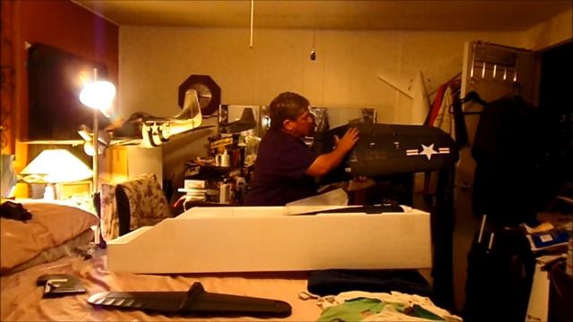 UNBOXING FMS 1700MM F4U CORSAIR V3 18 X 11