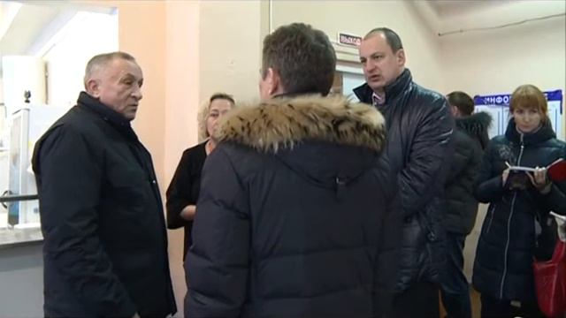 19 01 2017 Глава Удмуртии Александр Соловьёв совершил рабочую поездку в Увинский район смотреть онлайн