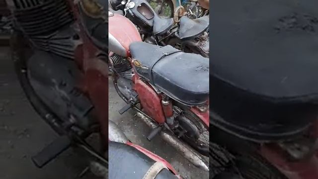 небольшая коллекция мотоциклов времён СССР смотреть онлайн