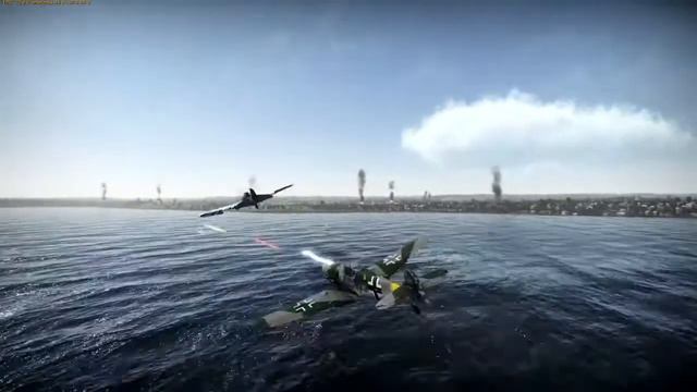 War Thunder - Friendly Aircraft Crashes Into Me смотреть онлайн