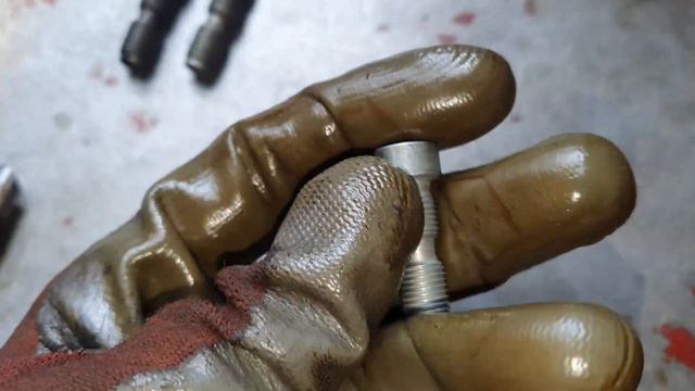 Регулировочный винт гидрокомпенсатора, EVOTECH и УМЗ.