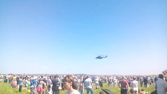 МИ-26, тяжелый транспортный вертолет смотреть онлайн