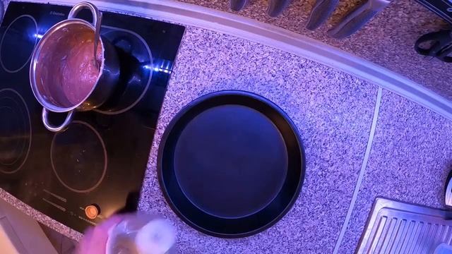 НОВОГОДНИЙ ТОРТ ХЛОПЧИК | ВСТРЕЧАЕМ НОВЫЙ ГОД | Рецепт "Хлопчик Кучерявый" от брата MSha смотреть онлайн