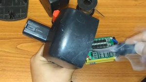 Эксперимент с 18В шуруповертом, ставлю 4 банки вместо 5